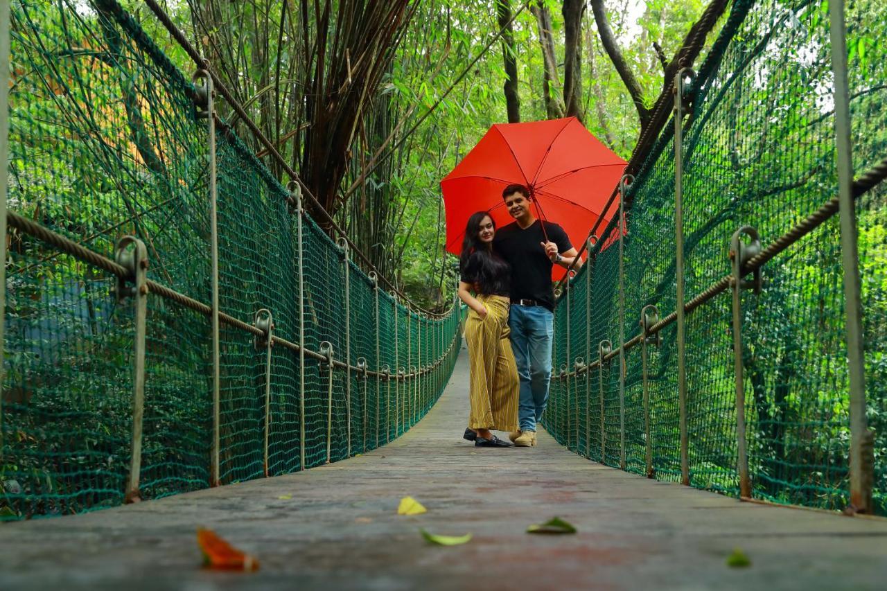 Vythiri Resort Exterior photo